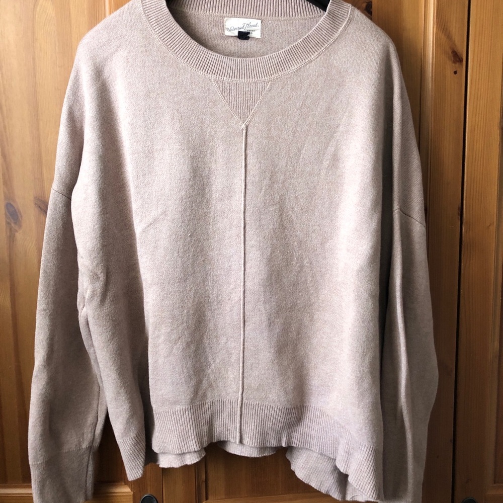 3/$20 Sale! 🌞 Universal Thread Sweater